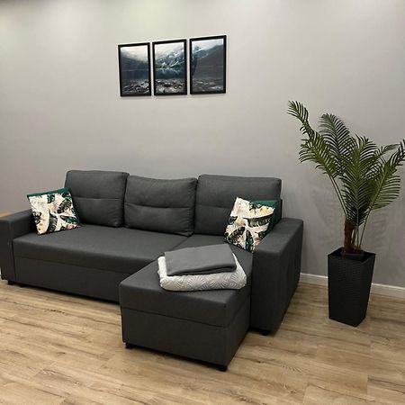 Nowoczesny Apartament Z Przestronna Lazienka Daire Stalowa Wola Dış mekan fotoğraf