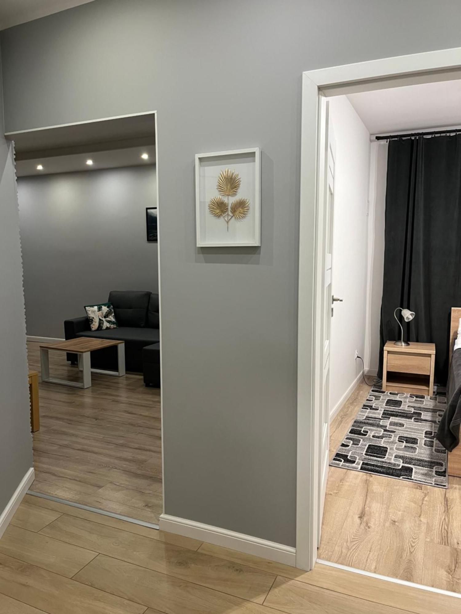 Nowoczesny Apartament Z Przestronna Lazienka Daire Stalowa Wola Dış mekan fotoğraf